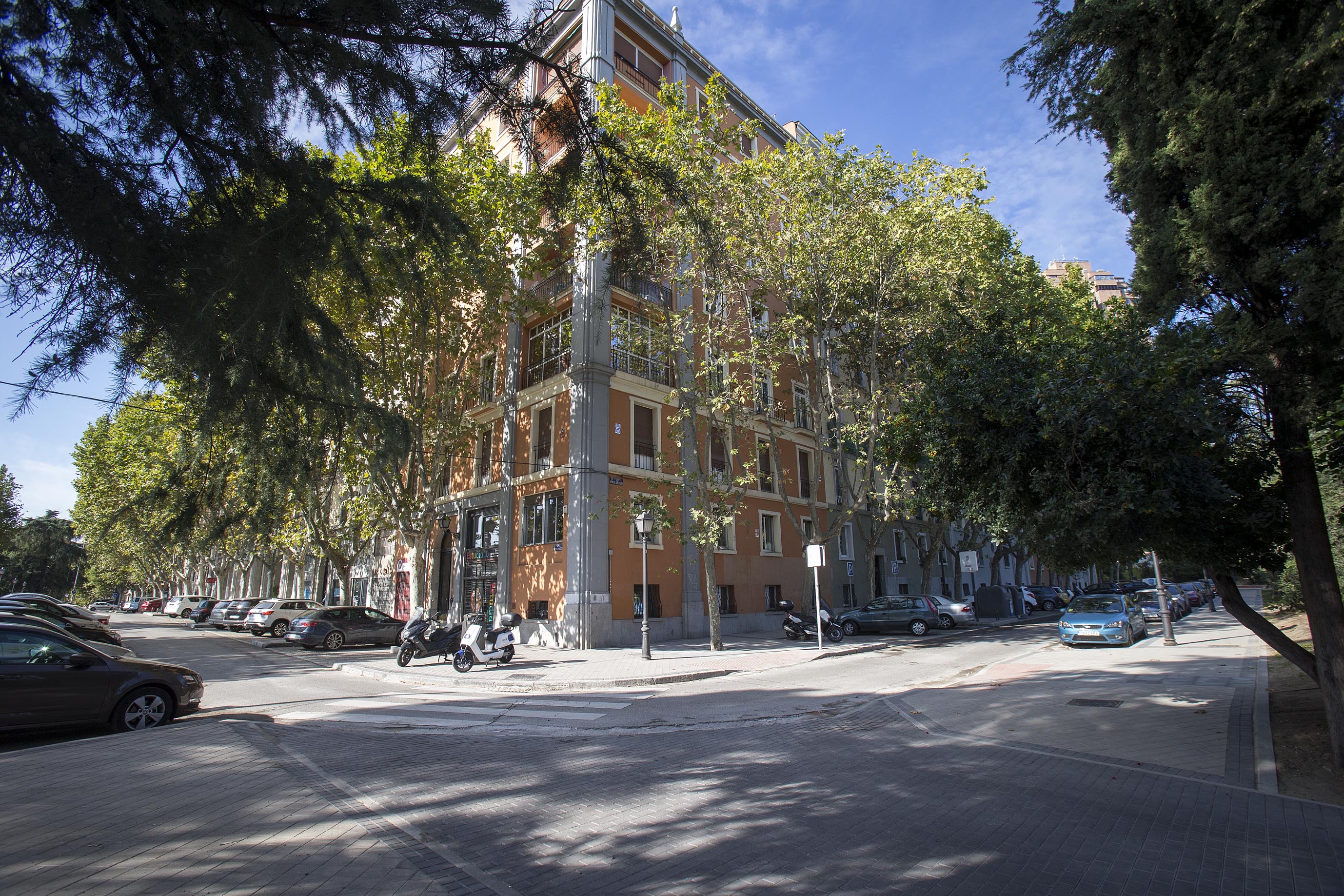 En la calle Portal de Belén se ha mejorado el acceso al colegio Santa María del Pilar